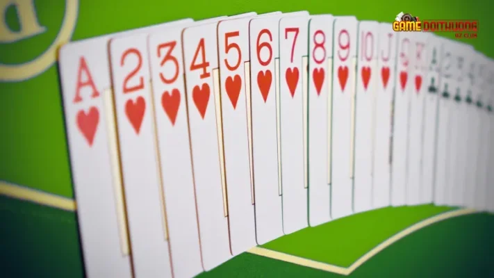 Bài Tấn là một trò chơi bài quen thuộc với bộ bài 52 lá